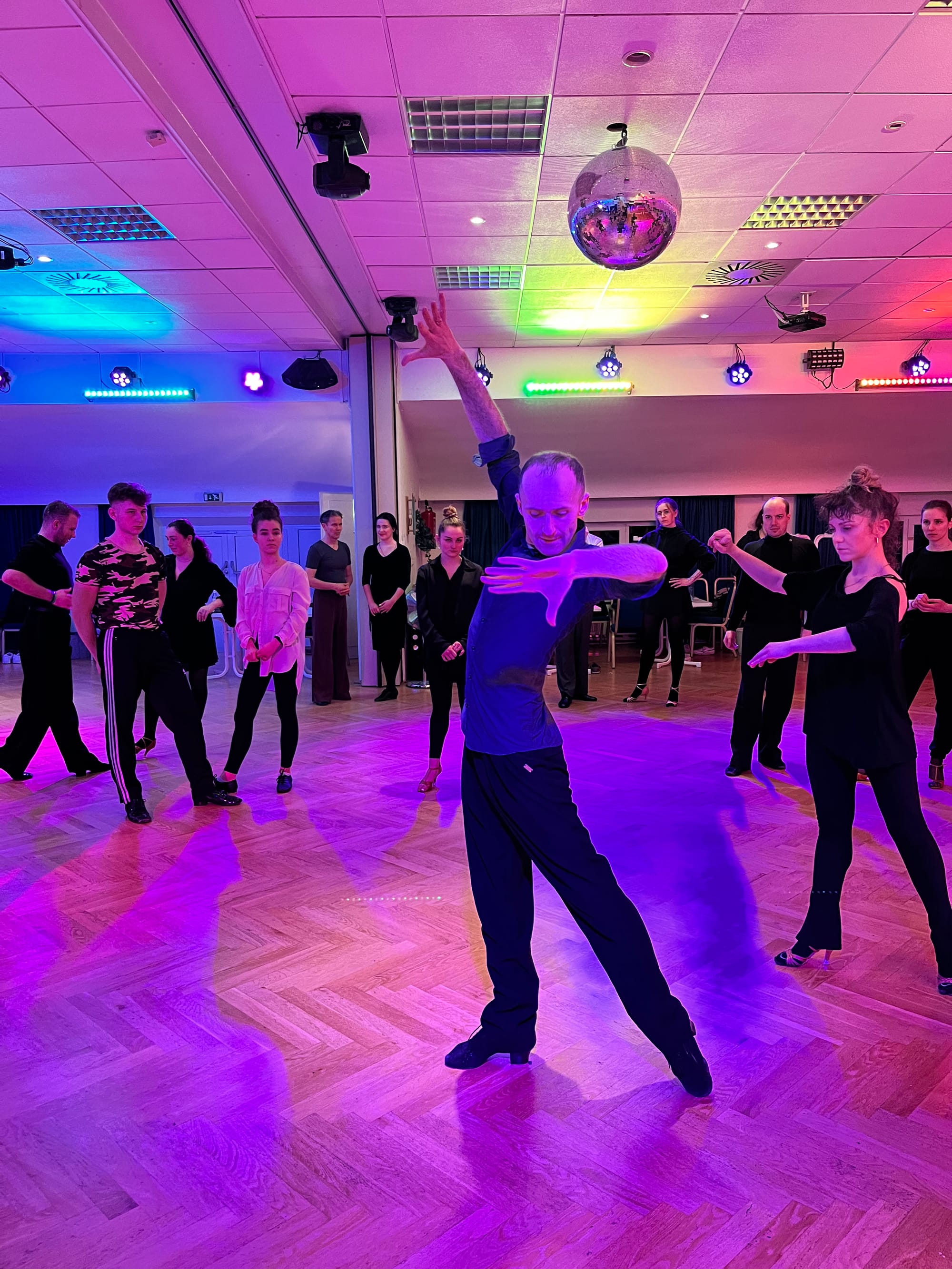 Aktuelle Saalbelegung // RTL Let'sDance // KW10